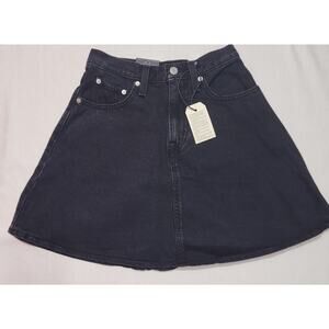 Levi's Flounce skirt W24''x L16'' NWT